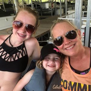 Meet your Posher, Julia